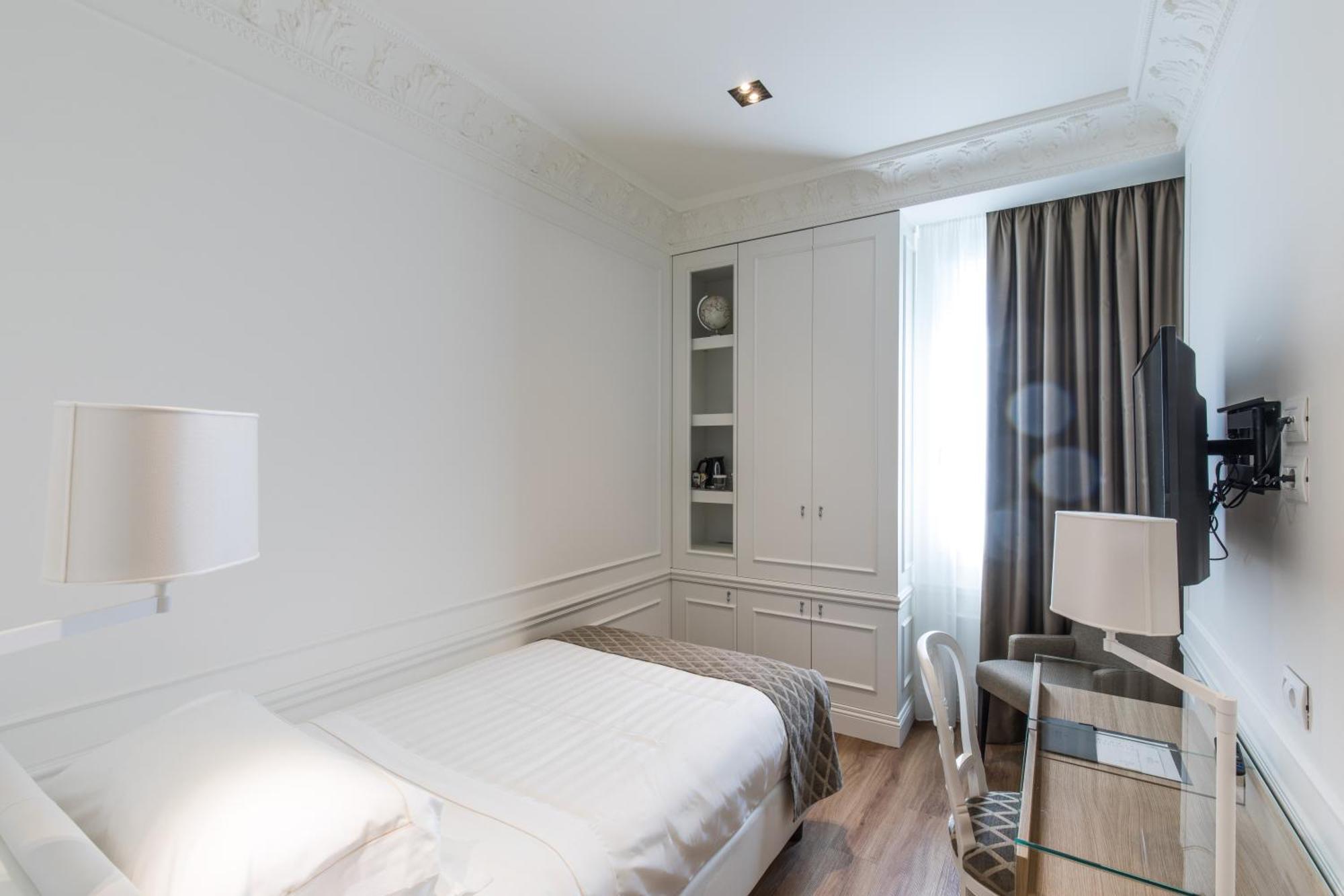 Single Room,1279788028:JPEG